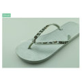 Sandálias de Tanga de Casamento das Mulheres Flip Flop Branco Sz 6 Nwt